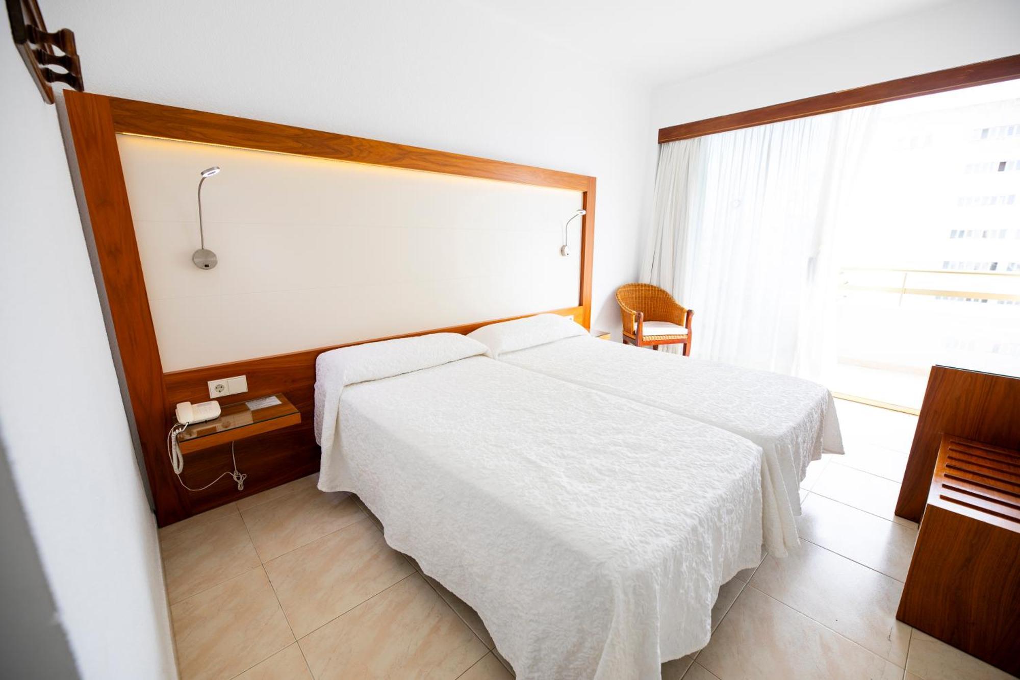 Hotel Biniamar Cala Millor  Buitenkant foto